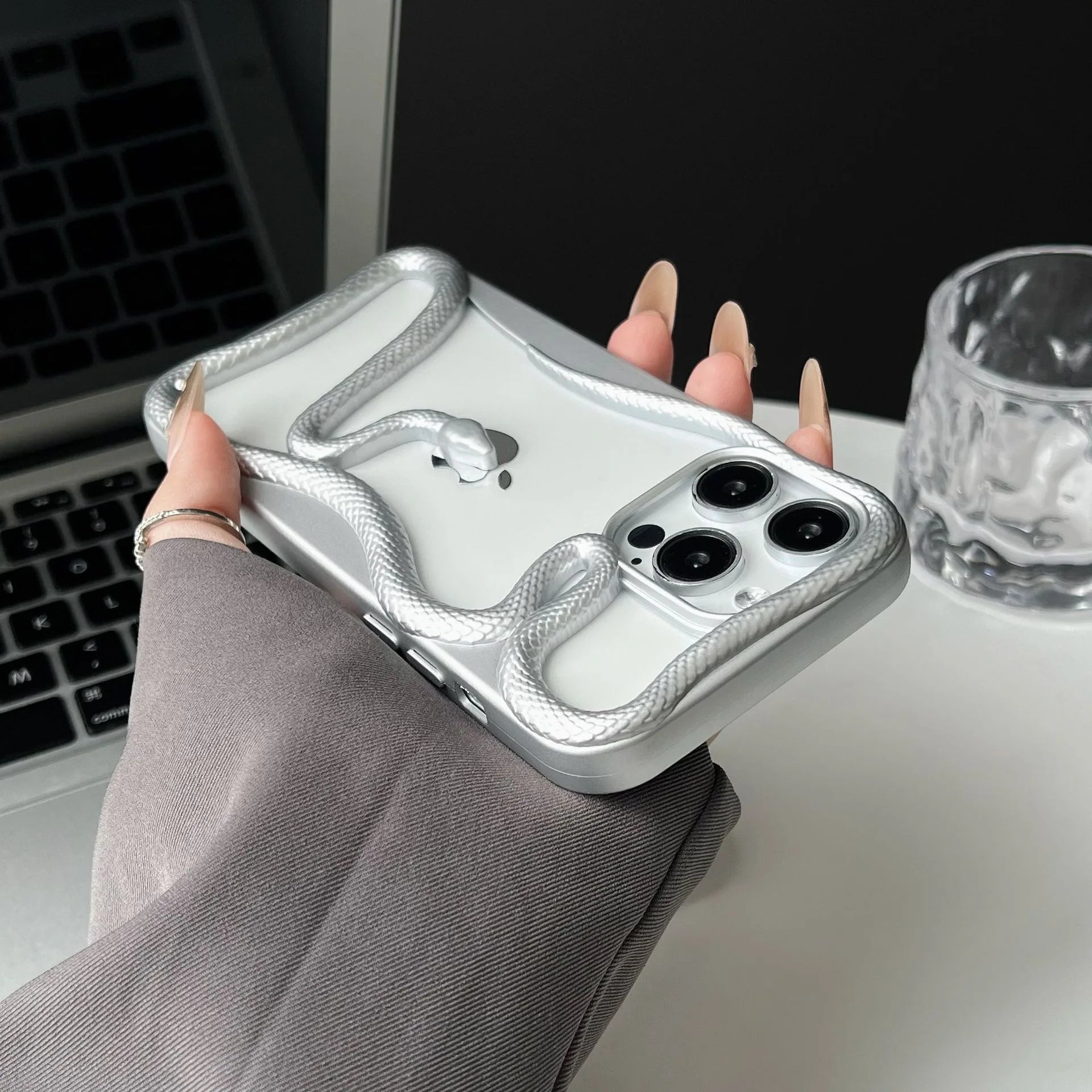 Cool 3D Snake Hollow Phone Case - Caseably