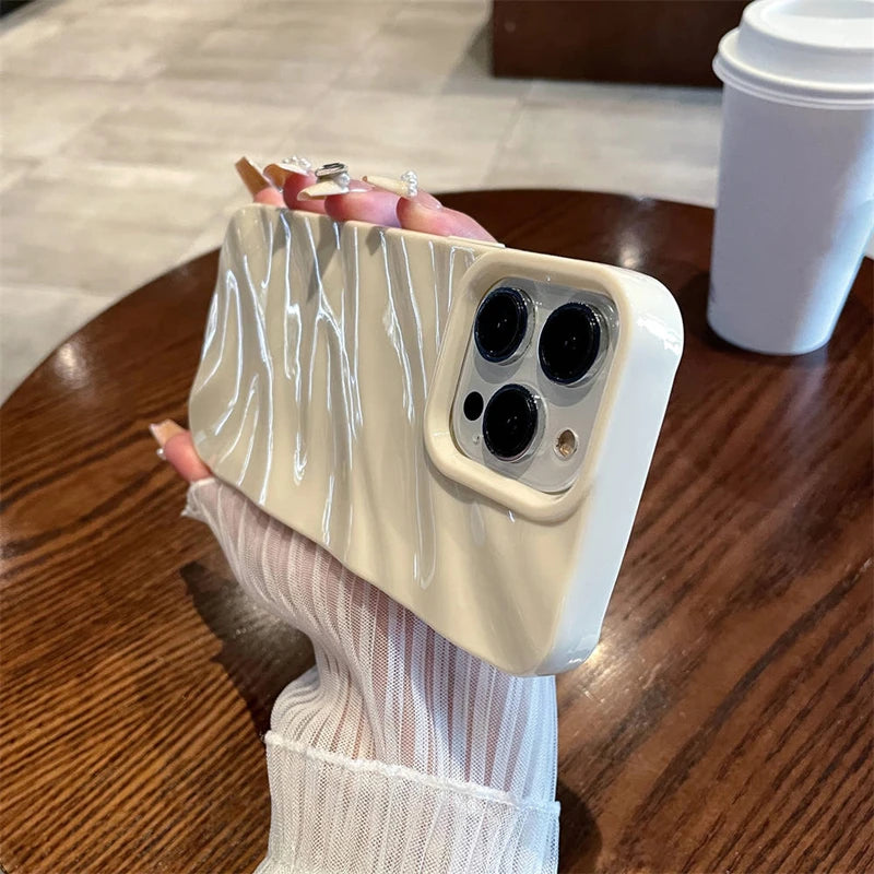 Luxury Fashion 3D Wave Case - Caseably